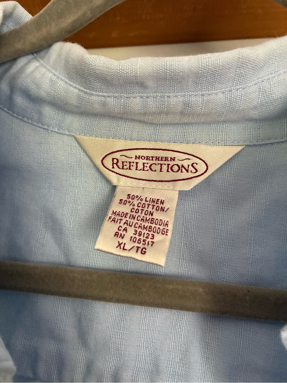 Linen Top - Picture 2 of 2